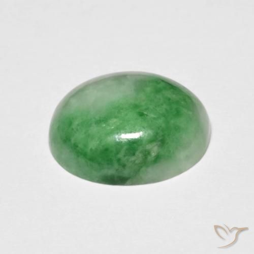 Jadéite vert naturelle coupe ovale, 5,45 ct, opaque