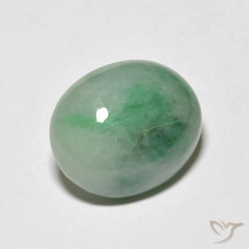 Jadéite Vert clair naturelle ovale, 5.23 ct, Opaque