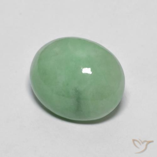 Jadéite Vert sauge léger naturelle ovale, 4.71 ct, Opaque