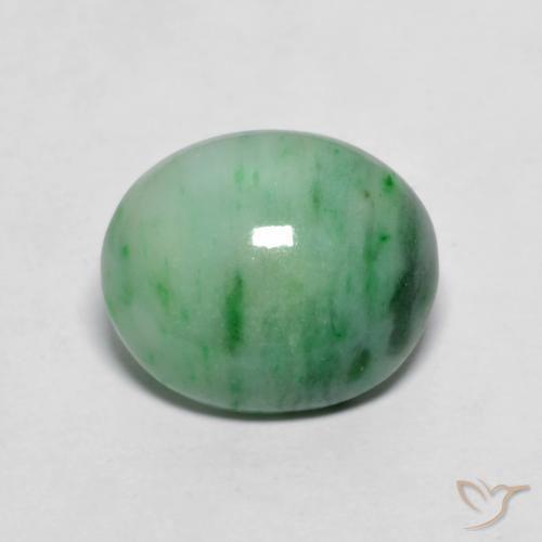 Jadéite Vert clair naturelle ovale, 4.12 ct, Opaque