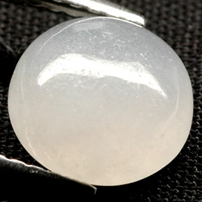 Jadéite blanc naturelle coupe roude, 2,39 ct, opaque