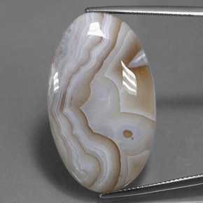 Jaspe multicolore naturelle coupe ovale, 24,24 ct, opaque