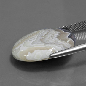 Jaspe multicolore naturelle coupe ovale, 21,45 ct, opaque