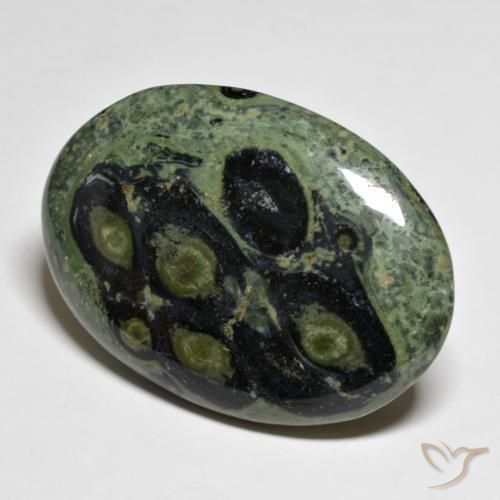 Jaspe Multicolore naturelle ovale, 46.73 ct, Opaque