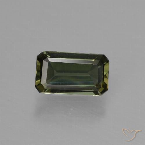 0.62ct Naturel Vert brunâtre Kornerupine, Taille émeraude, VVS