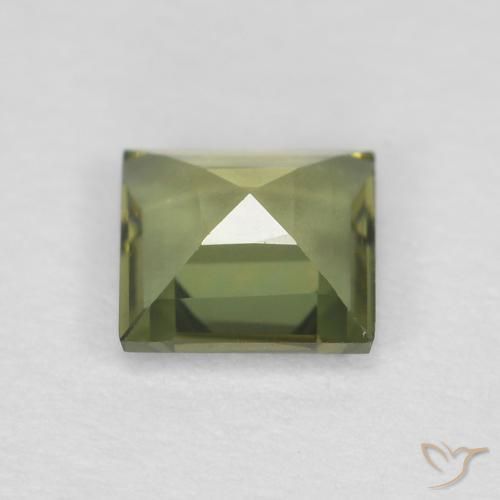 Rupine des grains Olive verte naturelle Carré, 0.39 ct, VVS