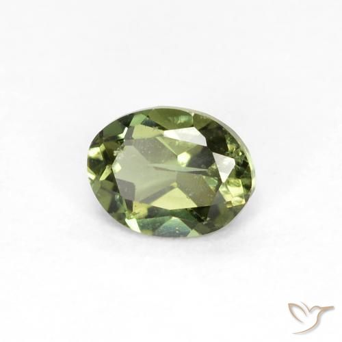 Rupine des grains Vert jaunâtre naturelle ovale, 0.37 ct, VS