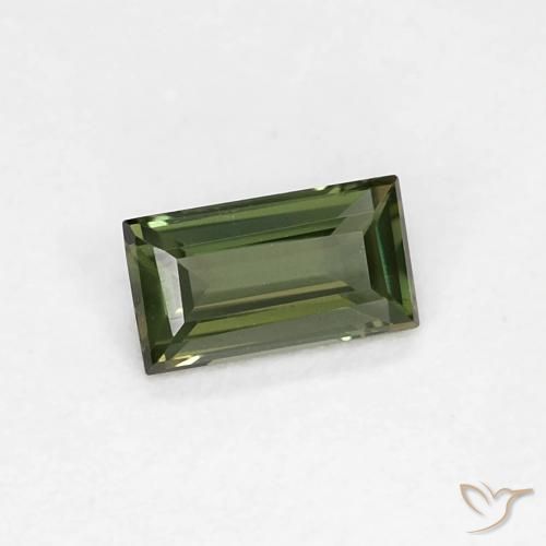 Rupine des grains Vert foncé naturelle Baquette, 0.27 ct, VVS