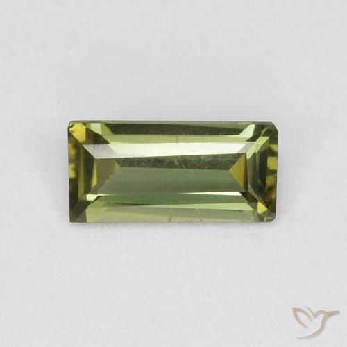 0.27ct Naturel Olive verte Kornerupine, Baquette, VVS-VS
