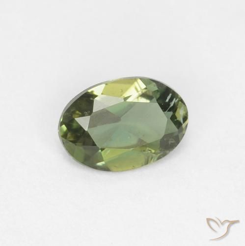 Rupine des grains Vert foncé naturelle ovale, 0.33 ct, VS-SI