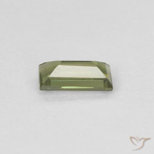 Kornerupine Vert terreux profond naturelle Baquette, 0.27 ct, VVS
