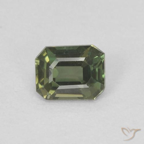 0.25ct Naturel Medium Dark-Green Rupine des grains, Taille émeraude, VVS