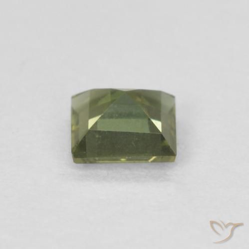 Rupine des grains Medium Dark-Green naturelle Carré, 0.26 ct, VVS-VS