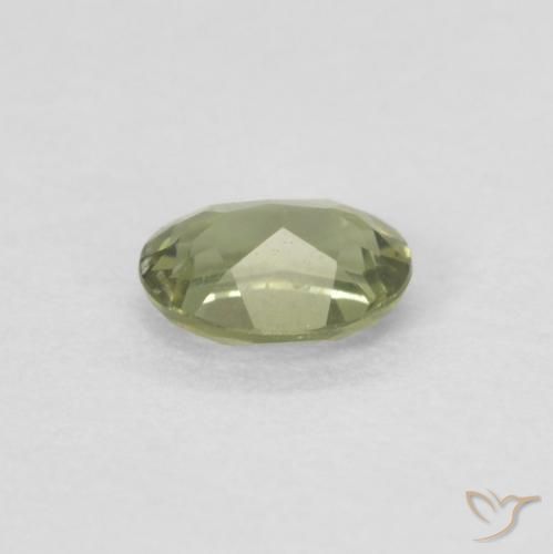 Rupine des grains Vert clair naturelle Coupe ovale, 0.22 ct, VVS-VS