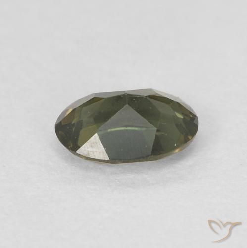 Rupine des grains Vert jaunâtre naturelle ovale, 0.25 ct, VVS