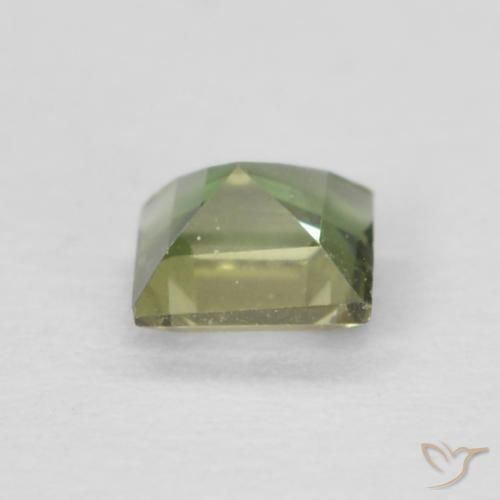 Rupine des grains Vert forêt chaud naturelle Carré, 0.15 ct, VVS