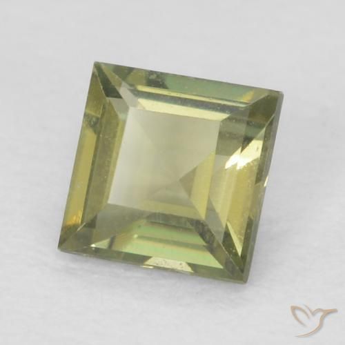 Rupine des grains Vert jaunâtre naturelle Carré, 0.23 ct, VVS