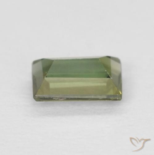 Kornerupine Medium Light Green naturelle Baquette, 0.25 ct, VVS
