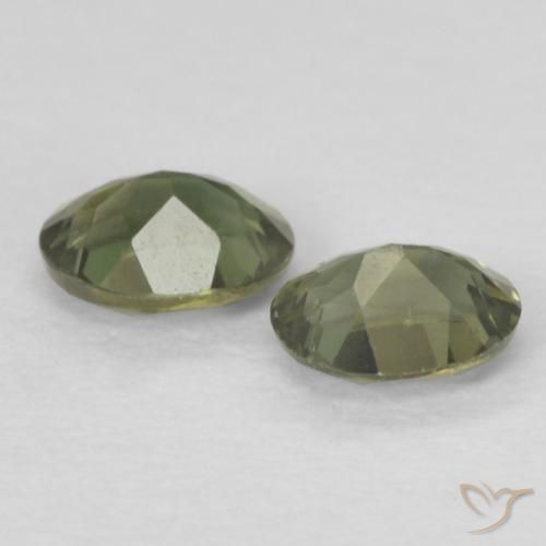 Shop natural 0.37ct Medium Dark-Green Rupine des grains gems, ovale, from Sri Lanka at GemSelect. In stock, global shipping!