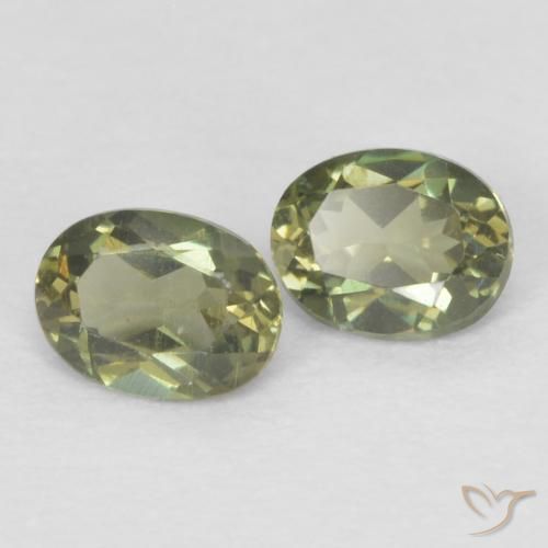 Shop natural 0.32ct Vert chaud Rupine des grains gems, ovale, from Sri Lanka at GemSelect. In stock, global shipping!