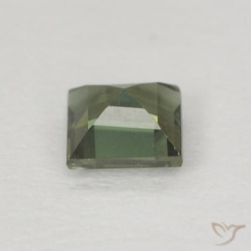 Rupine des grains Vert chaud naturelle Carré, 0.21 ct, VS
