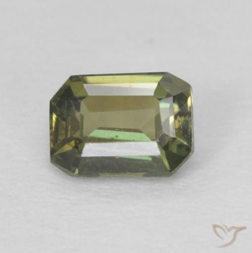0.26ct Naturel Vert terre Rupine des grains, Taille émeraude, VS