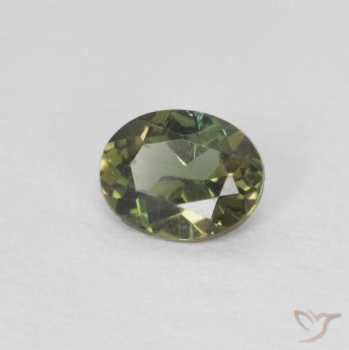 Rupine des grains Vert brunâtre naturelle ovale, 0.26 ct, VVS-VS