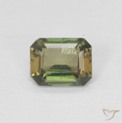 0.37ct Naturel Vert brunâtre Rupine des grains, Taille émeraude, VS