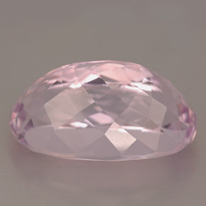 Kunzite rose naturelle coupe ovale, 15,10 ct, IF