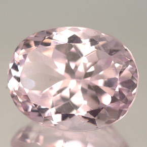 Kunzite rose naturelle coupe ovale, 10,19 ct, VVS