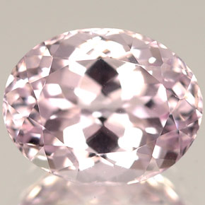 Kunzite rose naturelle coupe ovale, 3,60 ct, IF