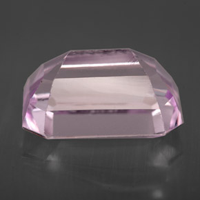 Kunzite Rose naturelle Taille émeraude, 9.91 ct, VVS-VS