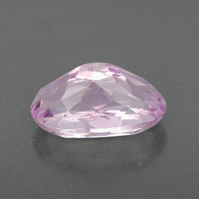 Kunzite rose naturelle coupe ovale, 4,77 ct, VVS