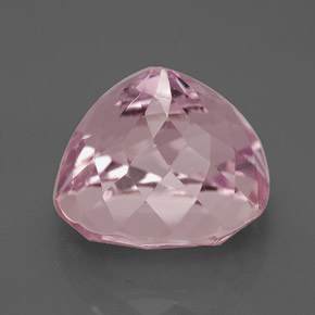 Kunzite Rose naturelle Coupe ovale, 8.17 ct, VVS-VS