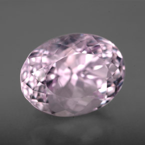 Kunzite rose naturelle coupe ovale, 7,40 ct, VVS-VS
