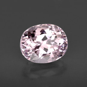 Kunzite Rose clair naturelle Coupe ovale, 5.85 ct, VVS-VS