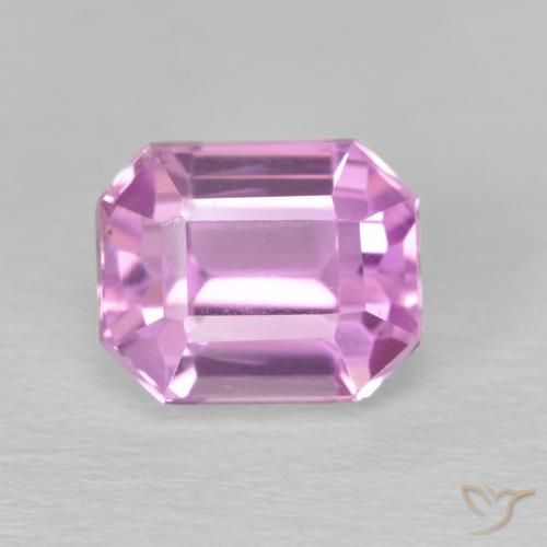 Kunzite Pourpre moyen naturelle Taille émeraude, 3.08 ct, VVS-VS