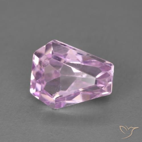 Kunzite Violet clair naturelle Fantaisie, 2.22 ct, VVS-VS