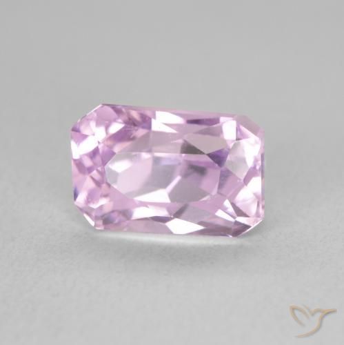 Kunzite Pourpre moyen naturelle Octogone / coupe Émeraude, 2.81 ct, VVS-VS