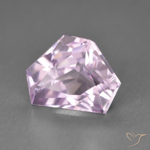 Kunzite Ton rose très clair naturelle Fantaisie, 4.96 ct, VVS-VS