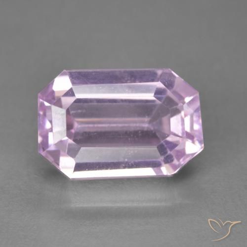 7.61ct Naturel Medium Light-Pink Kunzite, Taille émeraude, VVS