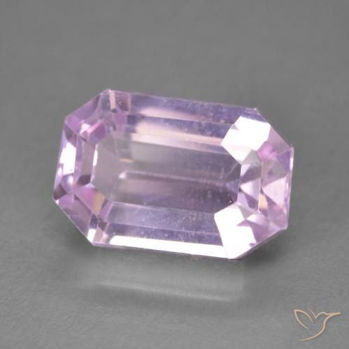 Kunzite Medium Light-Pink naturelle Octogone / coupe Émeraude, 7.61 ct, VVS
