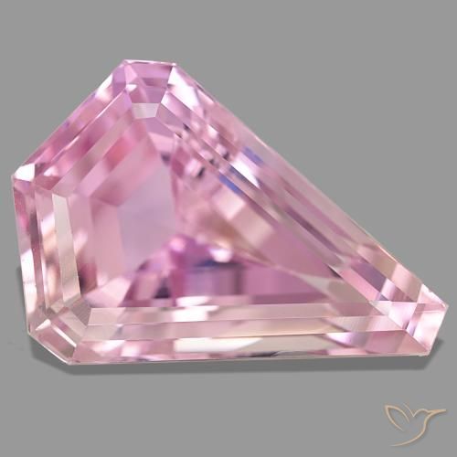 Kunzite rose naturelle forme fantaisie, 31,04 ct, VS