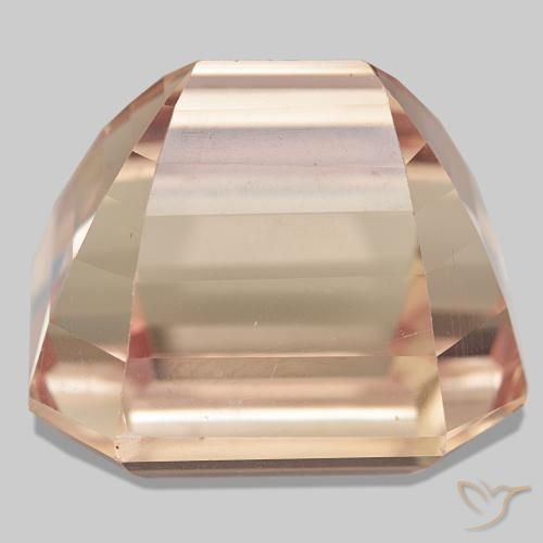 Kunzite rose naturelle taille émeraude, 77,76 ct, VS