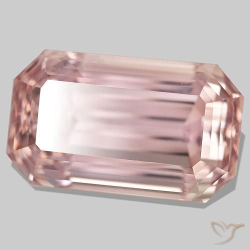 Kunzite rose naturelle taille émeraude, 111,45 ct, VVS