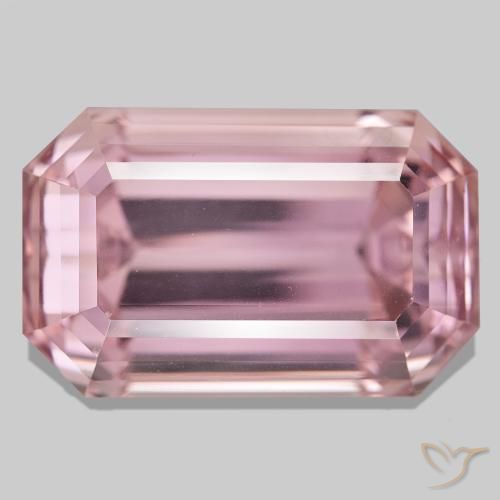 Kunzite rose naturelle taille émeraude, 106,75 ct, VVS