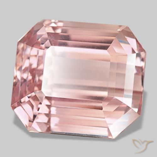 Kunzite rose naturelle taille émeraude, 145,50 ct, VVS