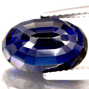 Disthène Bleu naturelle Coupe ovale, 5.74 ct, VS-SI