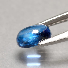 Cyanite bleue naturelle transparent, 0,67 ct, transparent / translucide