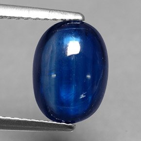 Cyanite bleue naturelle coupe ovale, 3,77 ct, translucide